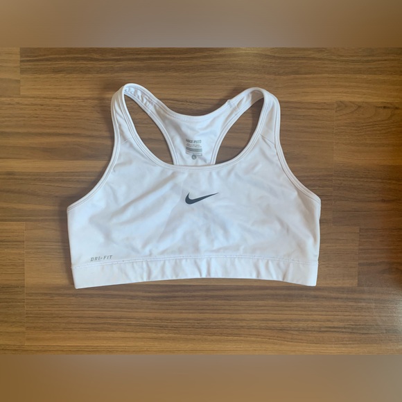 Nike Pro Sports Bra - Picture 1 of 4